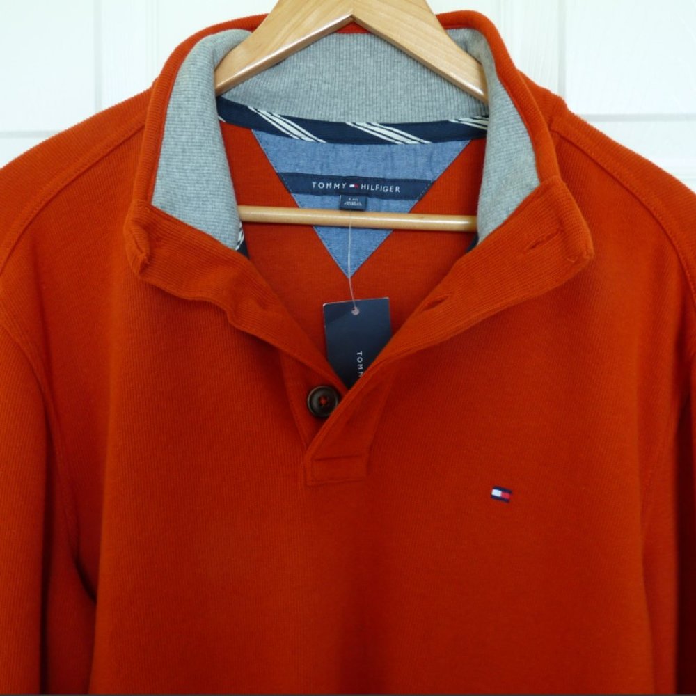 Tommy Hilfiger Men's Long Sleeves 3-Button Pullover Sweater, Size L